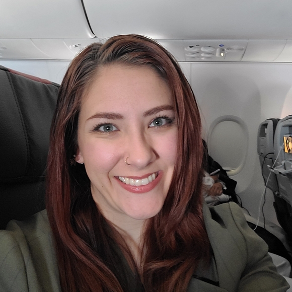 Meet your Posher, Madison - Picture 1 of 1